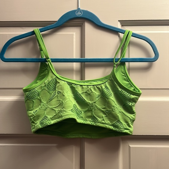 Women’s scoop neck bikini top. - Picture 2 of 5